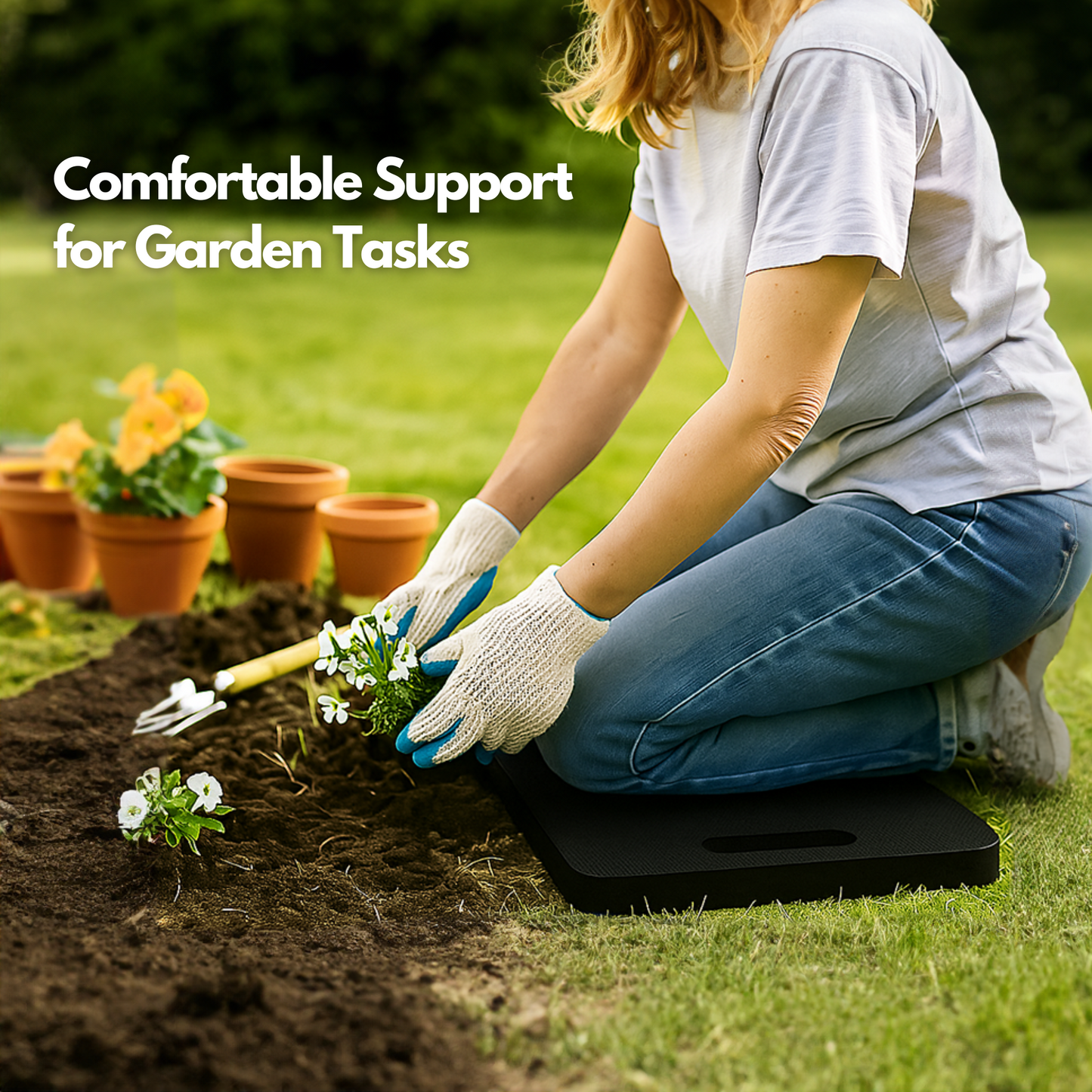 Straame Garden Kneeling Pad – Comfortable EVA Foam Kneeler Mat (45×28×4 cm) for Gardening, Cleaning, Baby Bath, Mechanics & More – Water-Resilient, Portable With Built-in Carry Handle (Black)