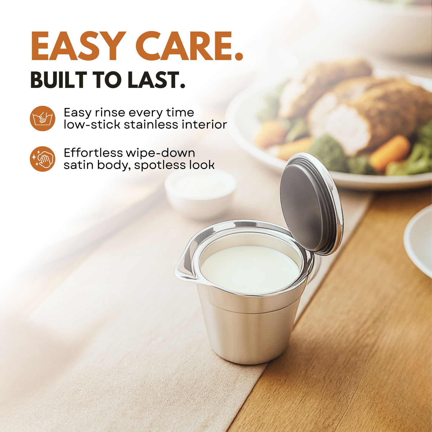 Straame 500ml Stainless Steel Gravy Boat, Double-Wall Insulated Jug (Up to 2 Hours Hot or Cold), Anti-Drip Spout, Hinged Lid, Ergonomic Handle for Gravy, Custard, Cream and Sauces