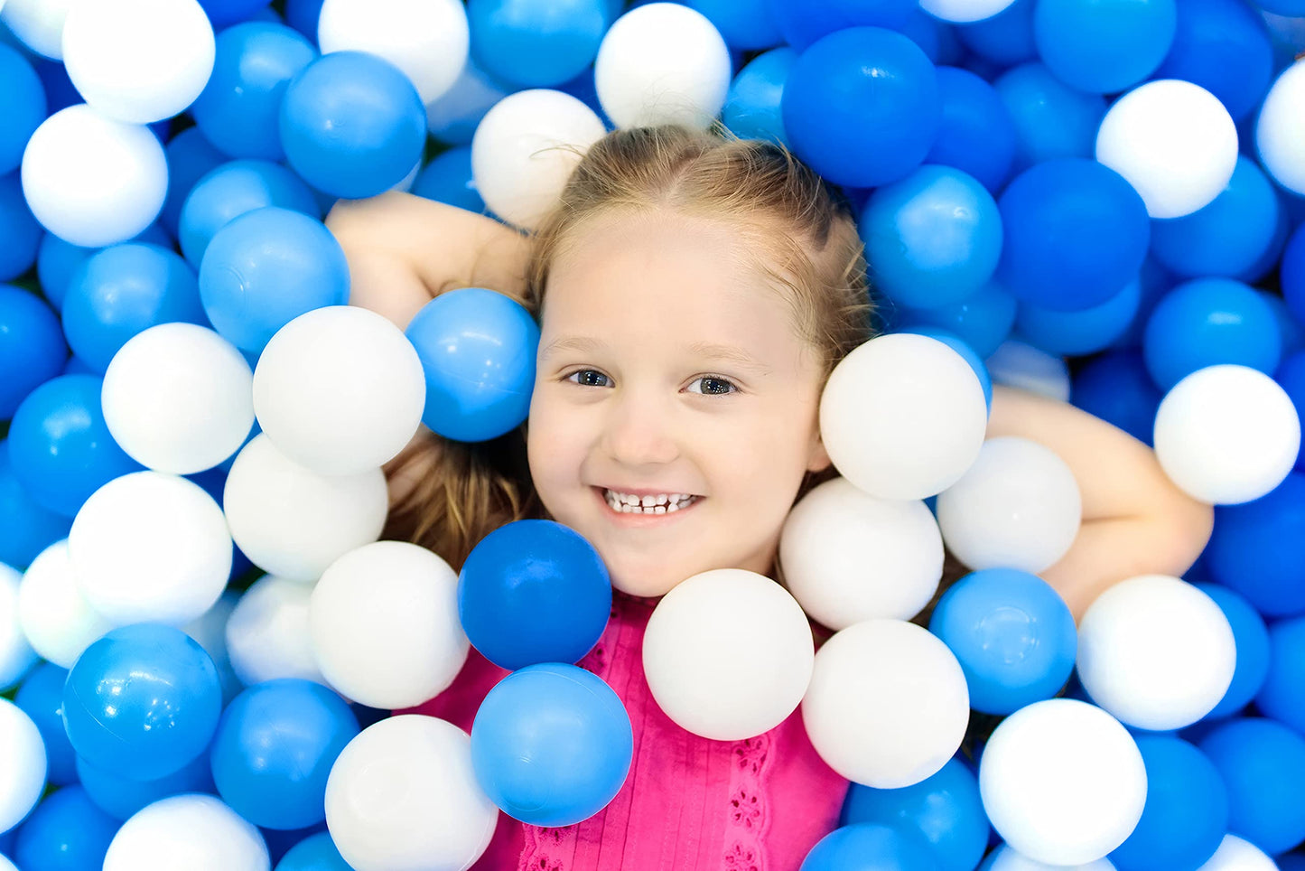 Straame Playballs, Soft Pit Balls for Kids, Small Colourful Plastic Balls, Crush Proof, No Sharp Edges, Toxic Free, Baby Approved Playball Set (Blue and White, 500 Balls)