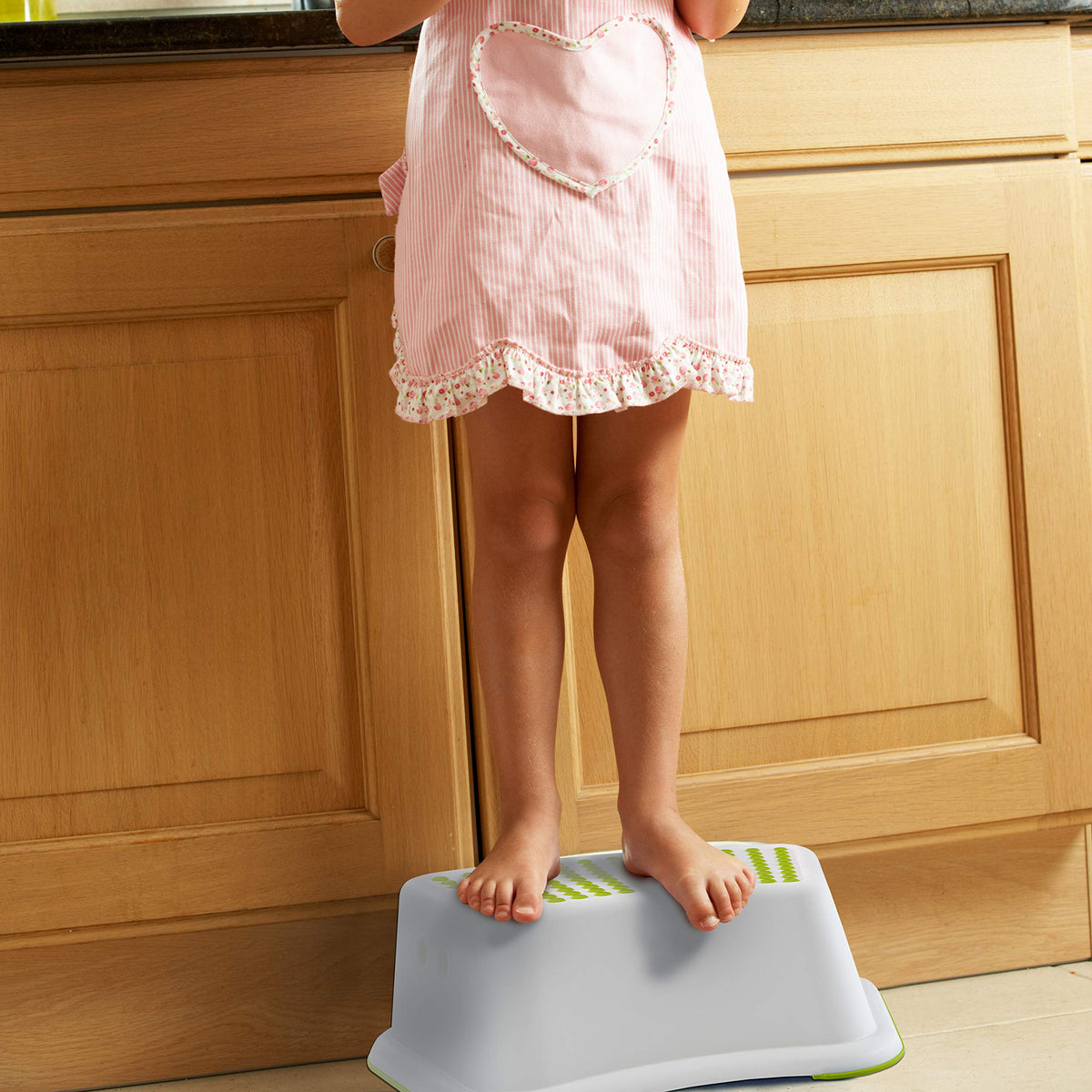 Straame Kids Step Stool, Non-Slip Toddler Step, Bathroom Use, Green, 2 Pack